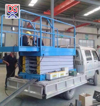 车载剪叉式升降机