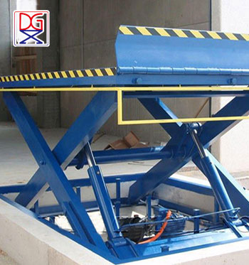 剪叉式装卸平台