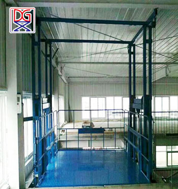 钢结构厂房链条液压货梯